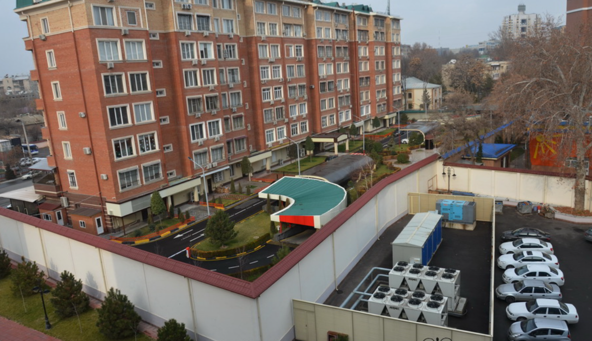 Продажи на рынке недвижимости Узбекистана продолжают снижаться, цены тоже