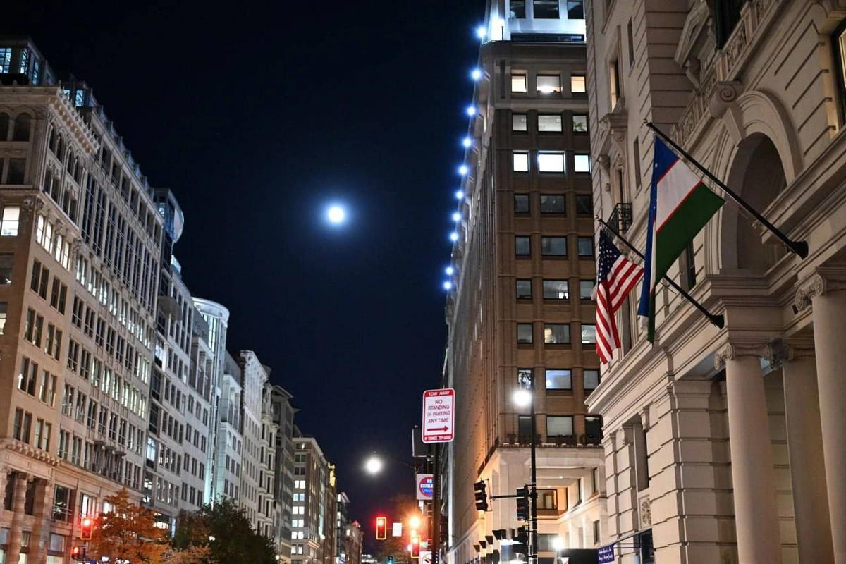 Узбекистан предупредил граждан о проверках мигрантов в США